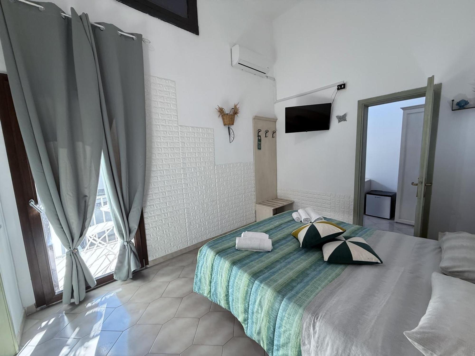Station Bed & Breakfast 3*
