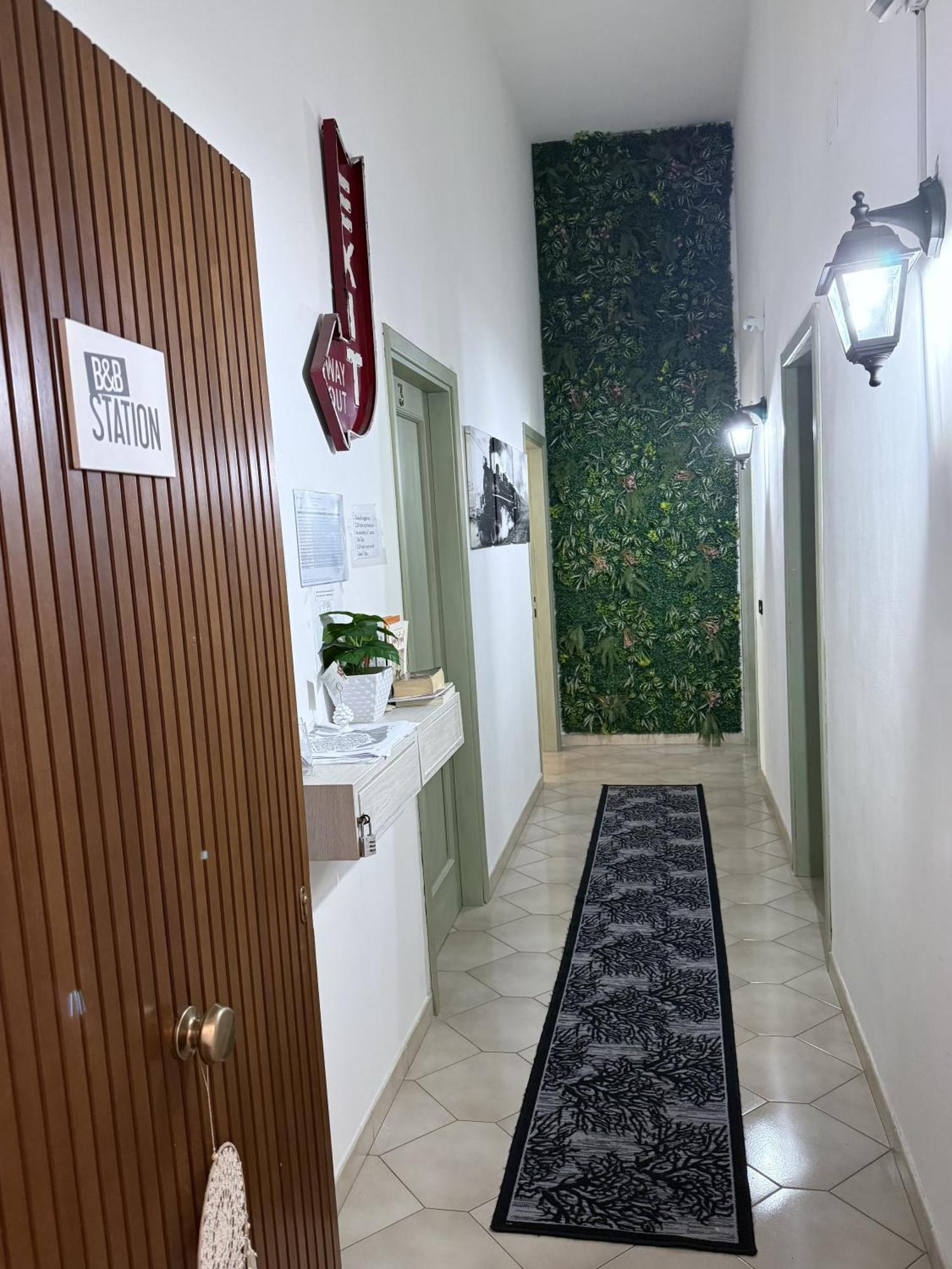 Station Bed & Breakfast 3*